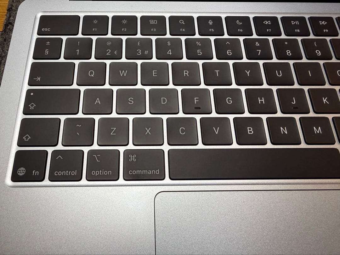 極美品【UK配列キーボード】M4 Macbook Air 16GB スカイブルー