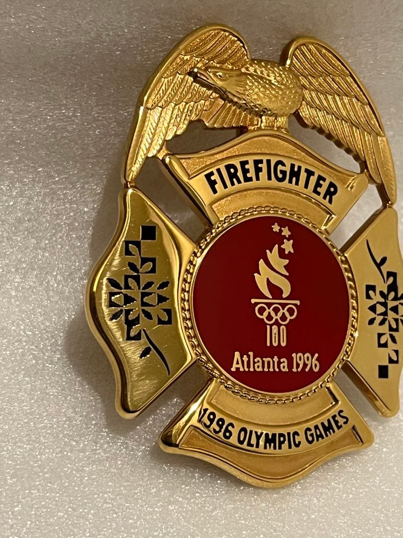 1996年　アトランタ　オリンピック　ファイヤーファイター　ポリスバッジ