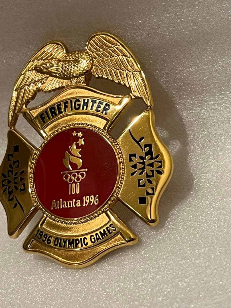 1996年　アトランタ　オリンピック　ファイヤーファイター　ポリスバッジ