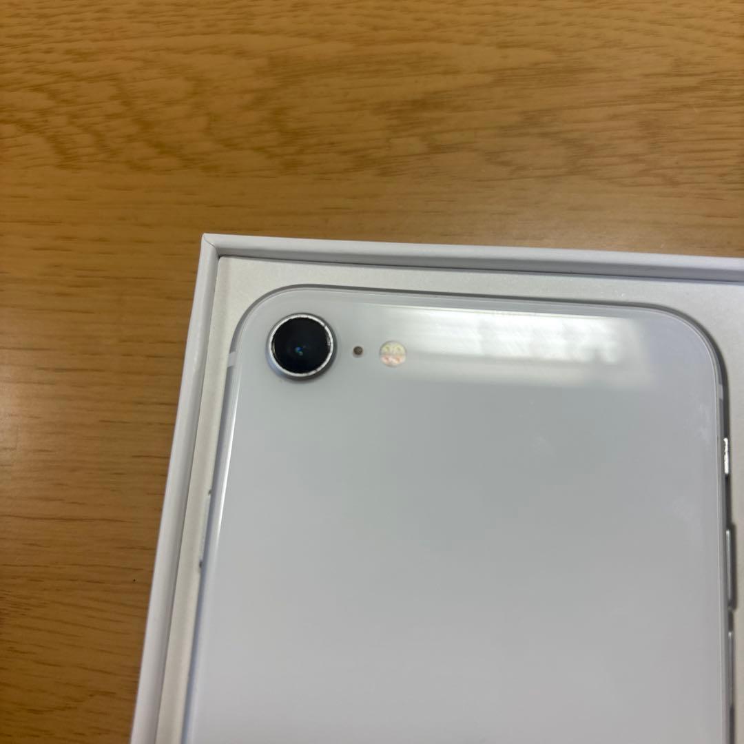 iPhoneSE 第2世代 美品