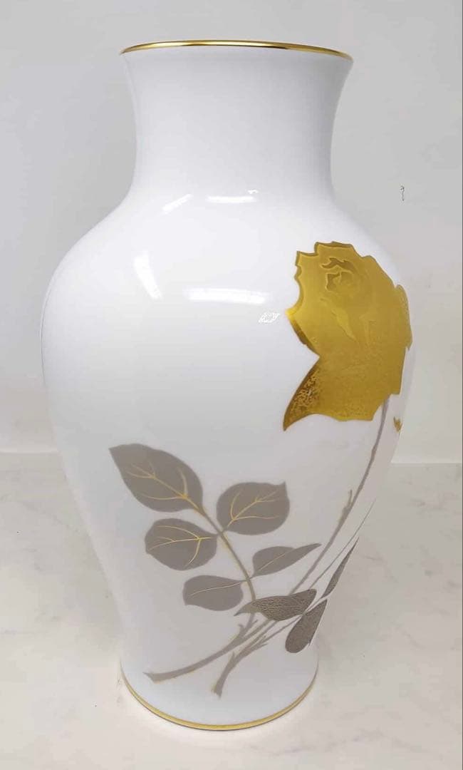 大倉陶園 花瓶 金蝕バラ 35cm
