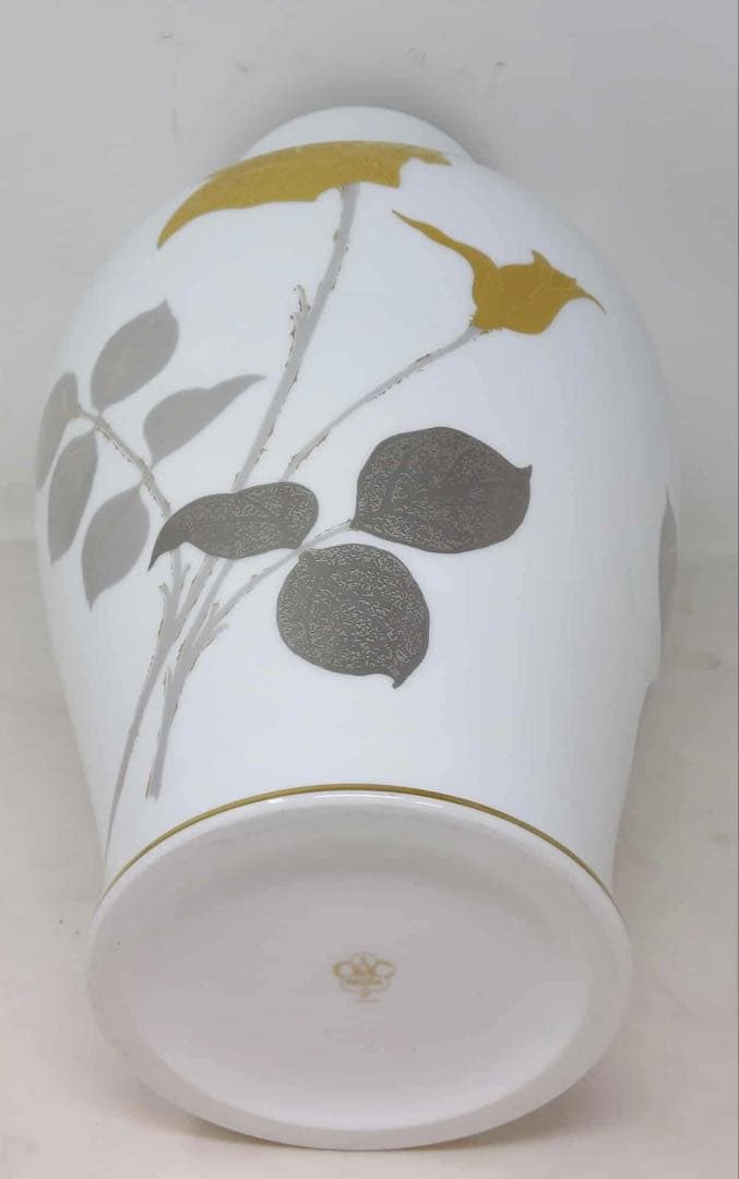 大倉陶園 花瓶 金蝕バラ 35cm