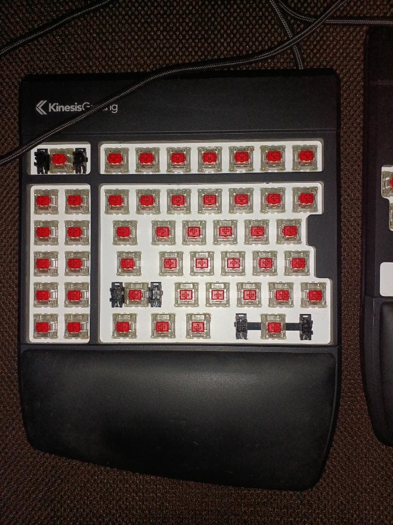 Kinesis Freestyle Edge RGB (赤軸) + リフトキット