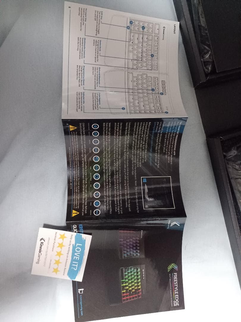 Kinesis Freestyle Edge RGB (赤軸) + リフトキット