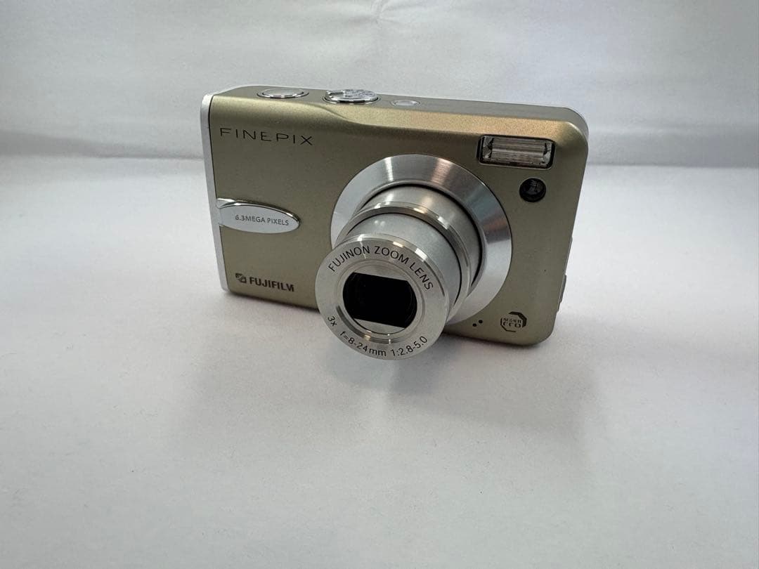 富士フイルム　FinePie F30　デジタルカメラ　デジカメ　箱付き