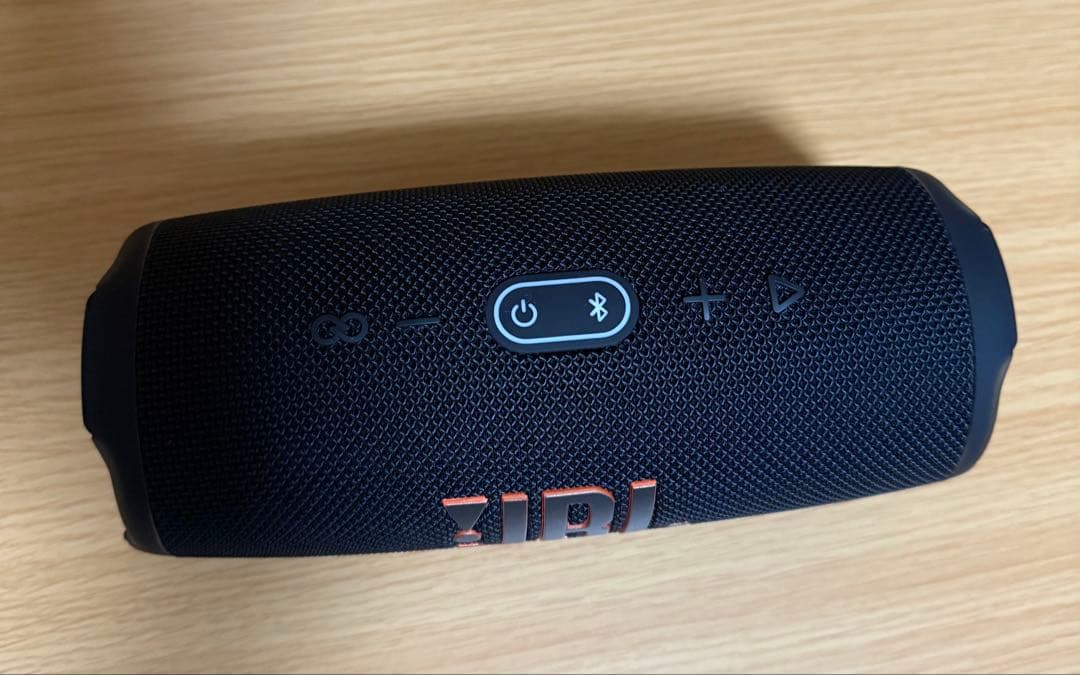 JBL Bluetooth スピーカー　Charge 5