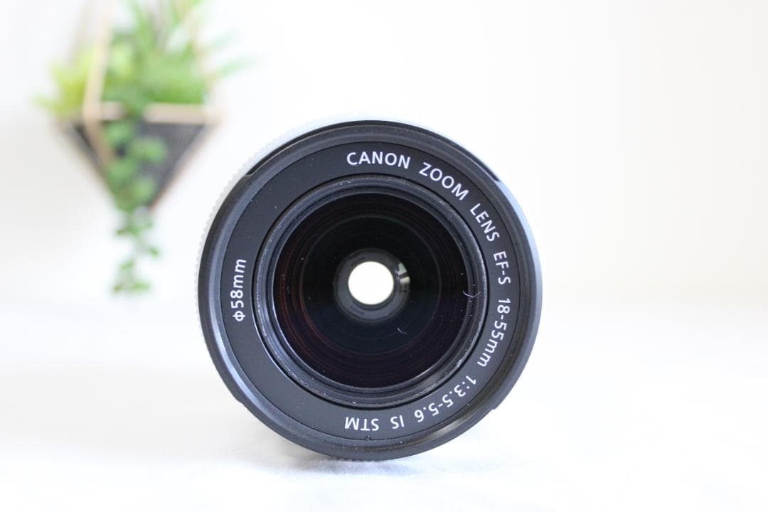 ペジュCanon Kiss X7 ホワイト 標準ズームセット