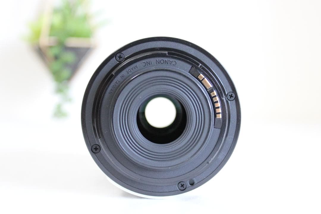 ペジュCanon Kiss X7 ホワイト 標準ズームセット