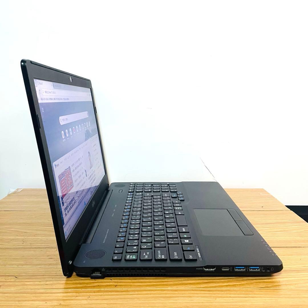 富士通ノートパソコン大容量750ギガ　カメラWin11オフィスDVD