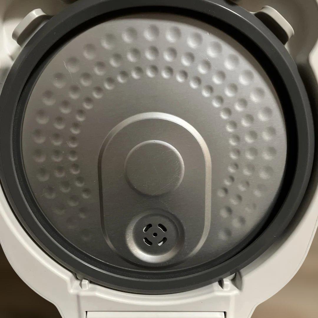 TOSHIBA 炊飯器 RC-10HR 2025年製 IHジャー 白