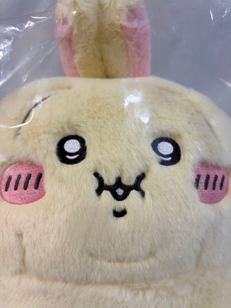 ちいかわ　重め！ ぼっちゃり抱っこぬいぐるみ　うさぎ　お顔厳選　ステッカー2枚付