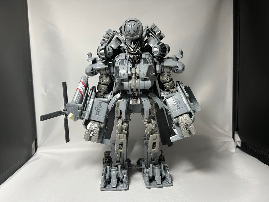トランスフォーマー ss-08 ブラックアウト　スタジオシリーズ　ムービー