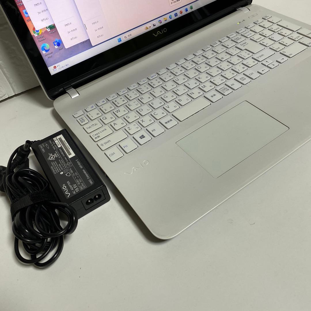 Windows11Corei7メモリ16GBSSD500GB SONYタッチPC