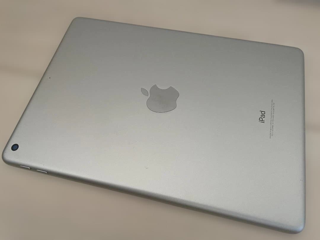 Apple iPad 第6世代 32GB