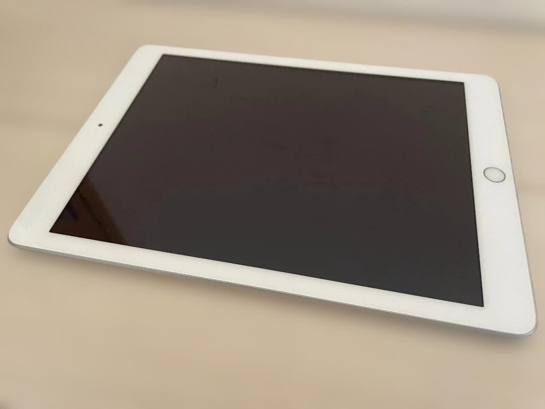 Apple iPad 第6世代 32GB