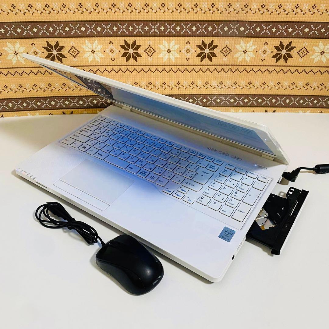 Y820 FujitsuノートパソコンSSDメモリ8G高速 Windows11