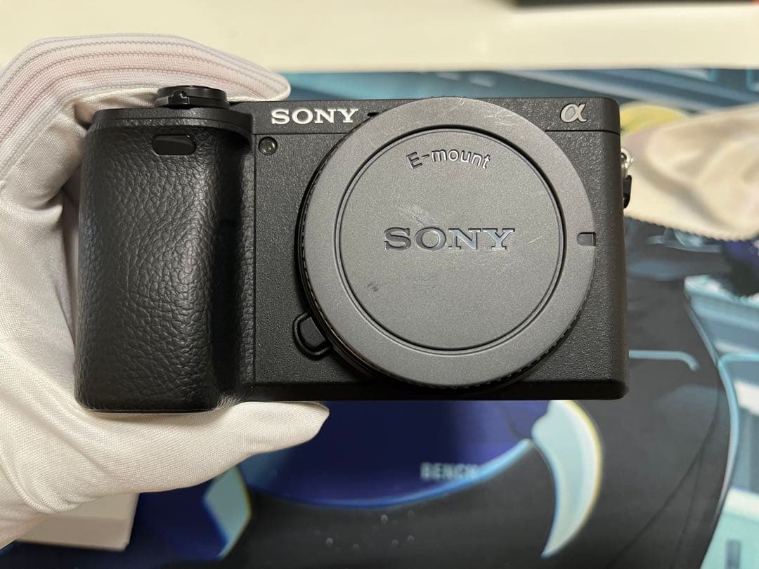 Sony α6400 ミラーレスカメラ[レンズ無し]美品