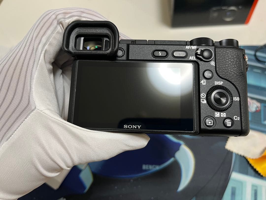 Sony α6400 ミラーレスカメラ[レンズ無し]美品