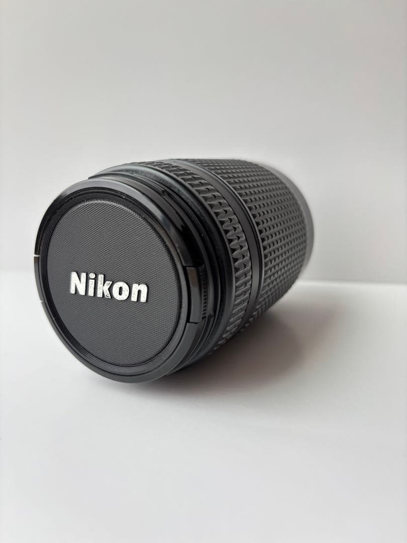 Nikon 望遠レンズ　AF NIKKOR 70-300mm