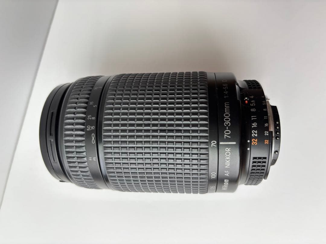 Nikon 望遠レンズ　AF NIKKOR 70-300mm