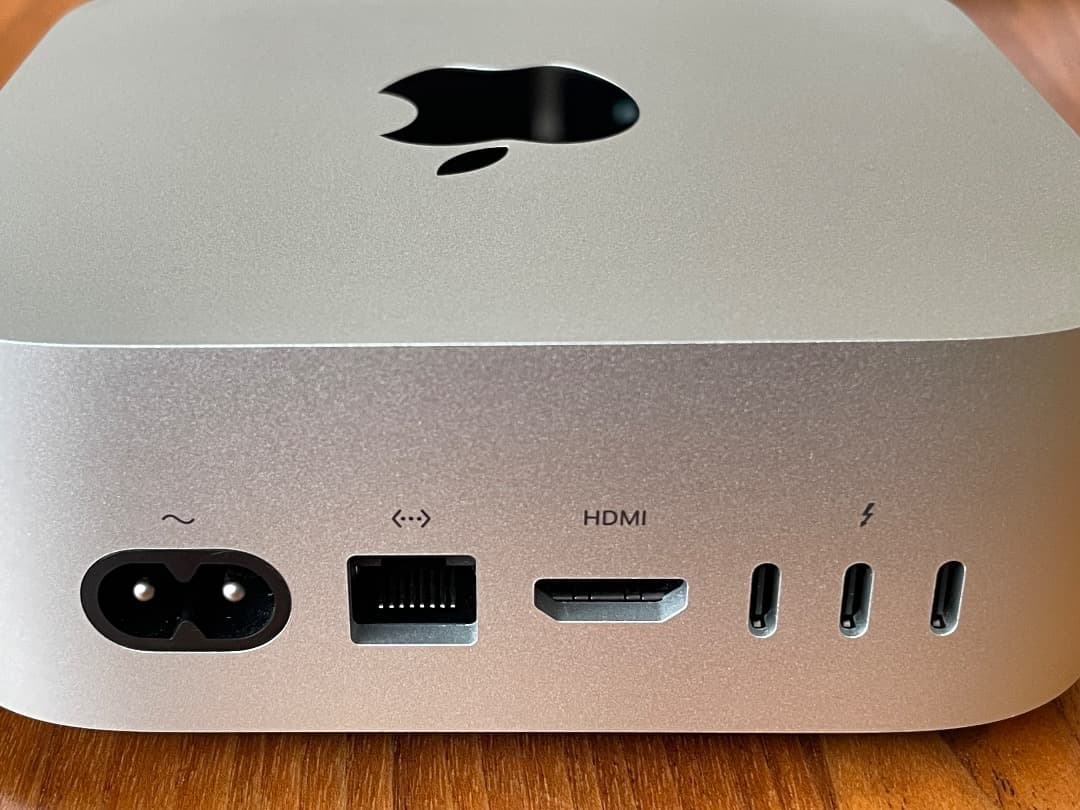 M4 Mac mini 16GBメモリ 1TB SSD《美品です》