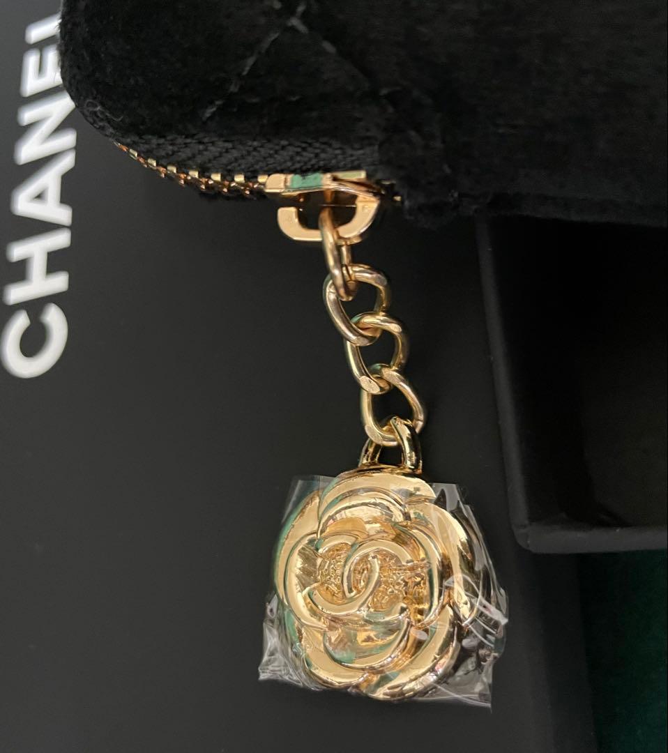 新品　シャネル キルティングポーチ　ノベルティ品　ベルベット　コスメポーチ