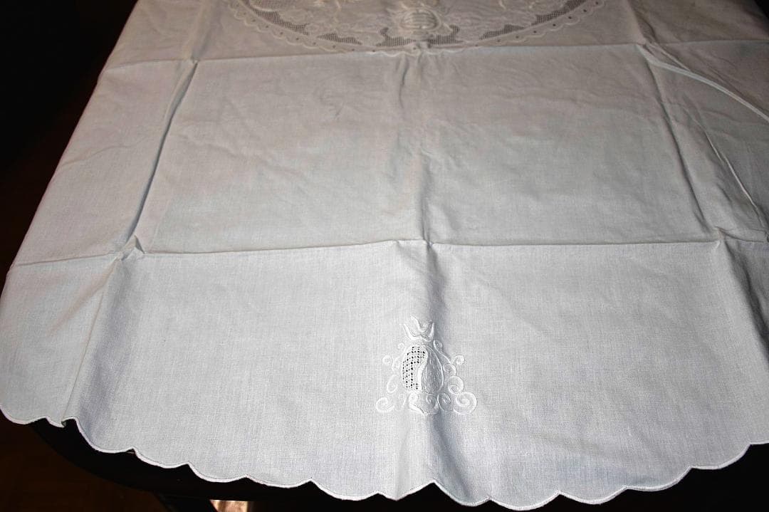 ベトナム製 ドラゴンデザイン刺繍ラウンドテーブルクロス ナフキンセット 送料込