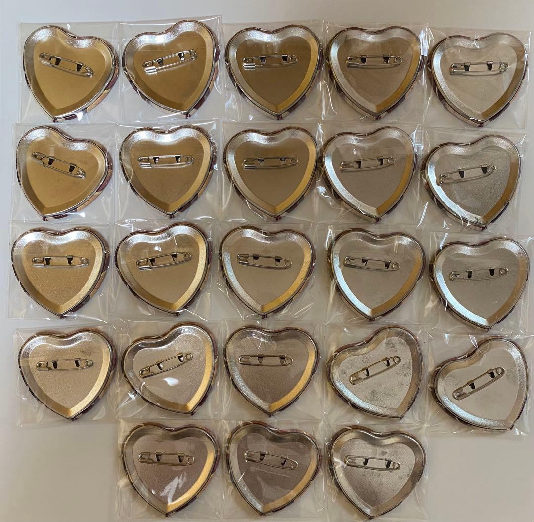 日和ハート型缶バッジ 23個セット