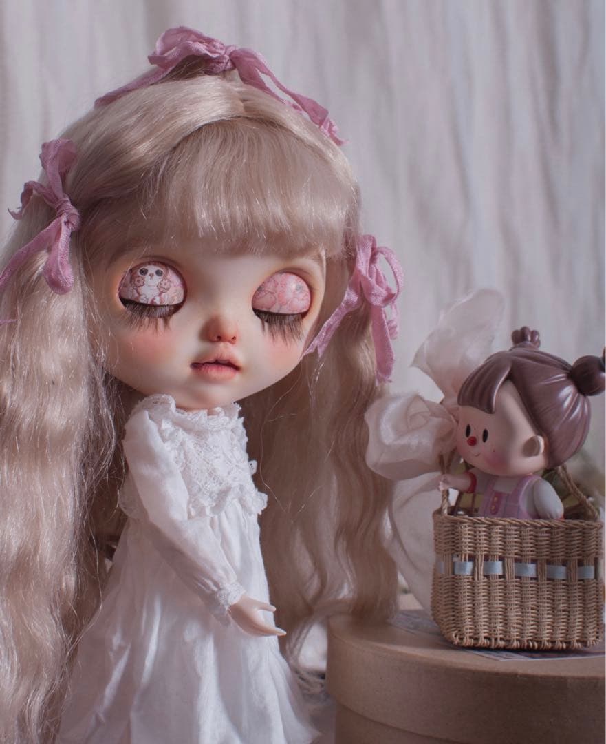 カスタムブライス 作家様 ドール 人形 幼い かわいい 少女