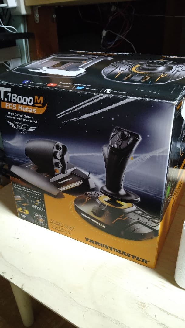 スラストマスターt16000M フライトスティック　ジャンク　&スロットルレバー