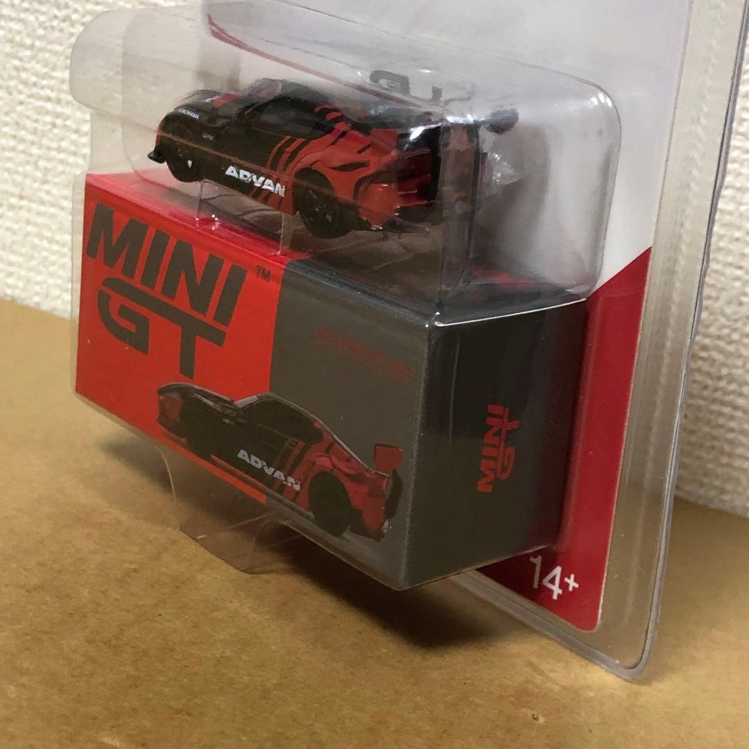 MINI GT ミニGT　HKS ADVAN　トヨタ GR スープラ　トイザらス