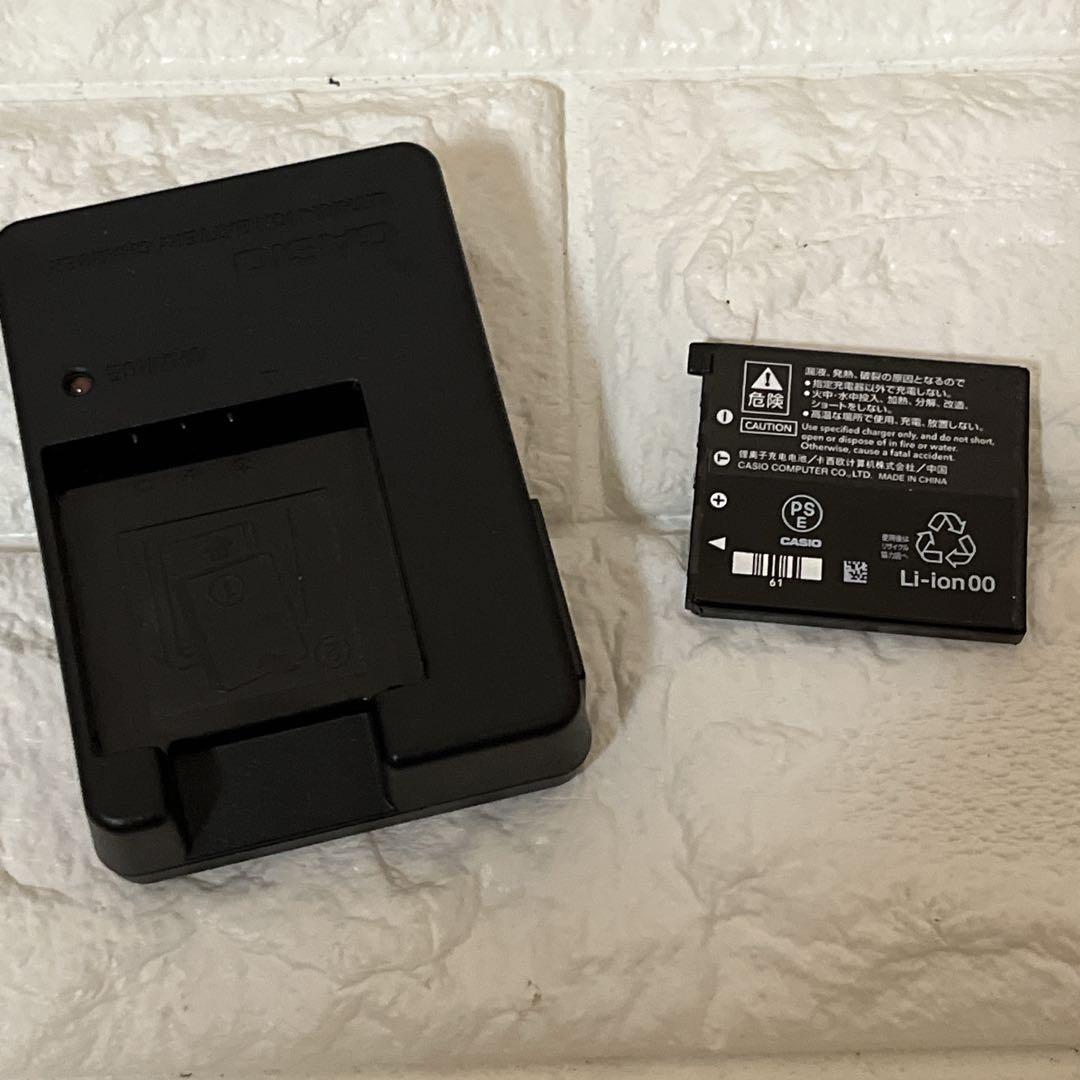 CASIO EXILIM EX-Z80 シルバー　動作確認済み 付属品あり