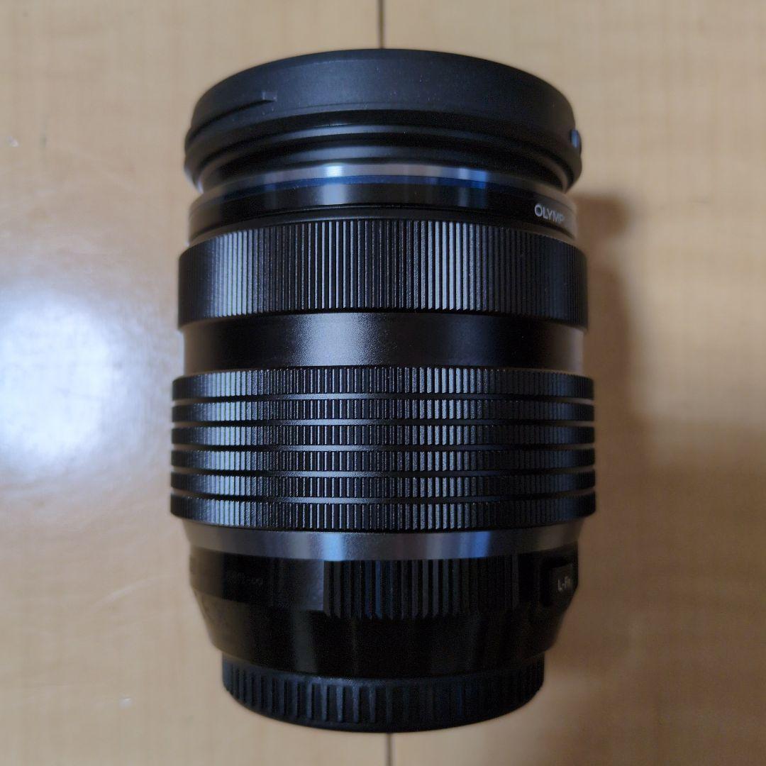 OLYMPUS 12-40mm f/2.8 レンズ + CPLフィルター