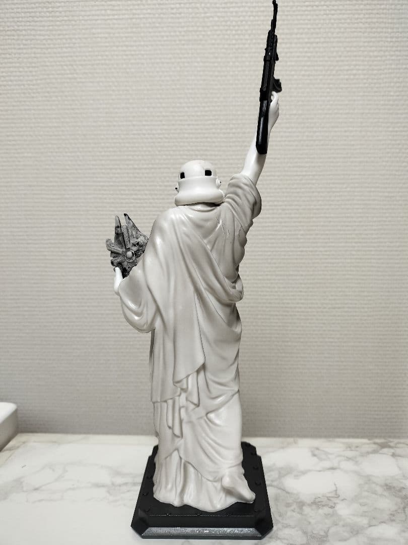 【新品2体セット】STAR WARS スターウォーズ 自由の女神風フィギュア