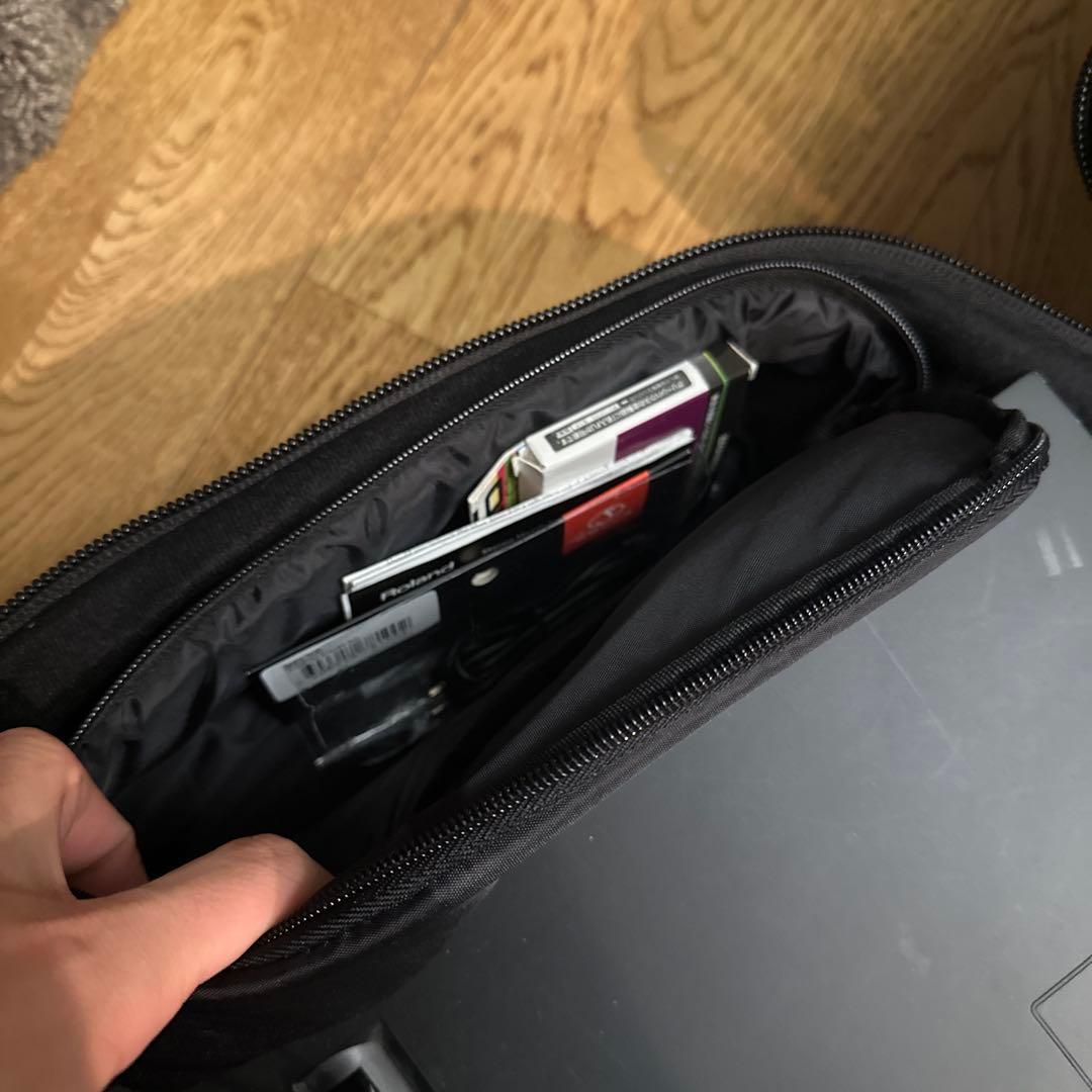 Roland JUNO-DS88 シンセサイザー ペダル付き 電子ピアノ