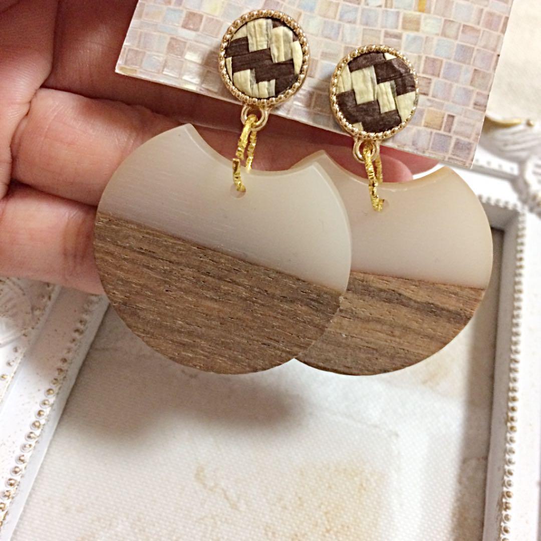ラタン×デザインウッドピアス旧作SALE