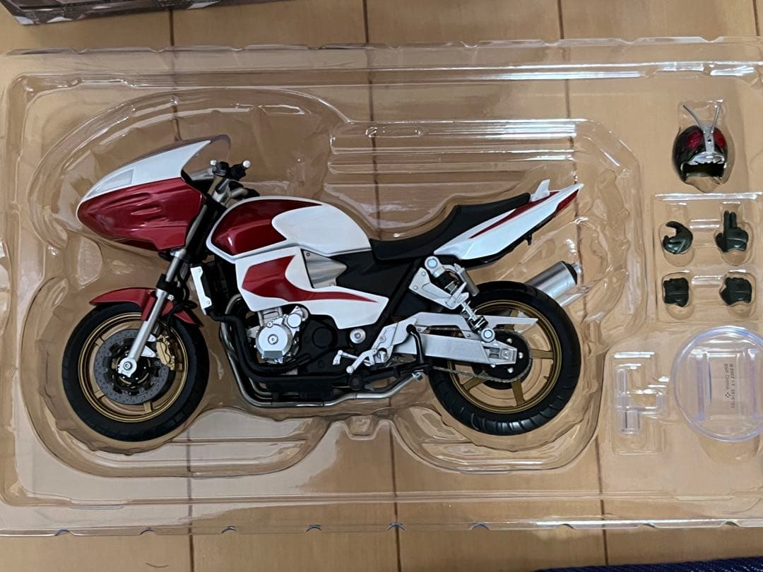 s.h.figuarts 仮面ライダーTHE NEXT