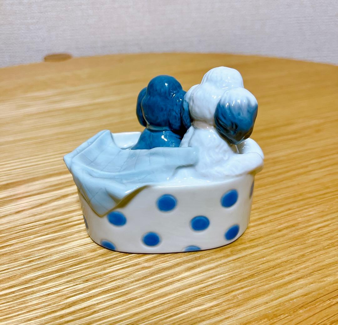 廃盤　リヤドロ　NAO　ナオ　双子のプードル