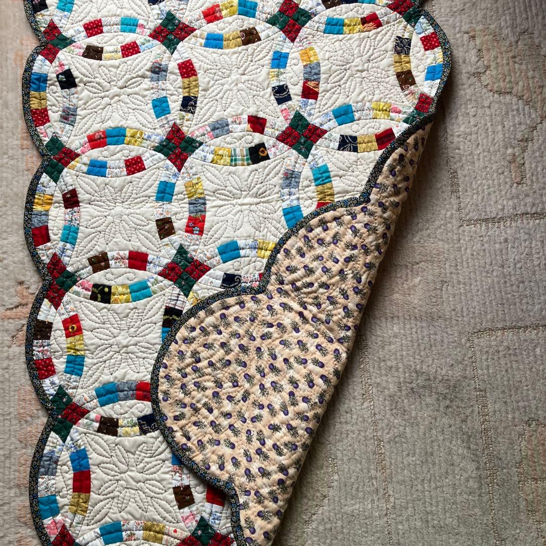 カラフルな手縫いキルト 約120cm x 80cm