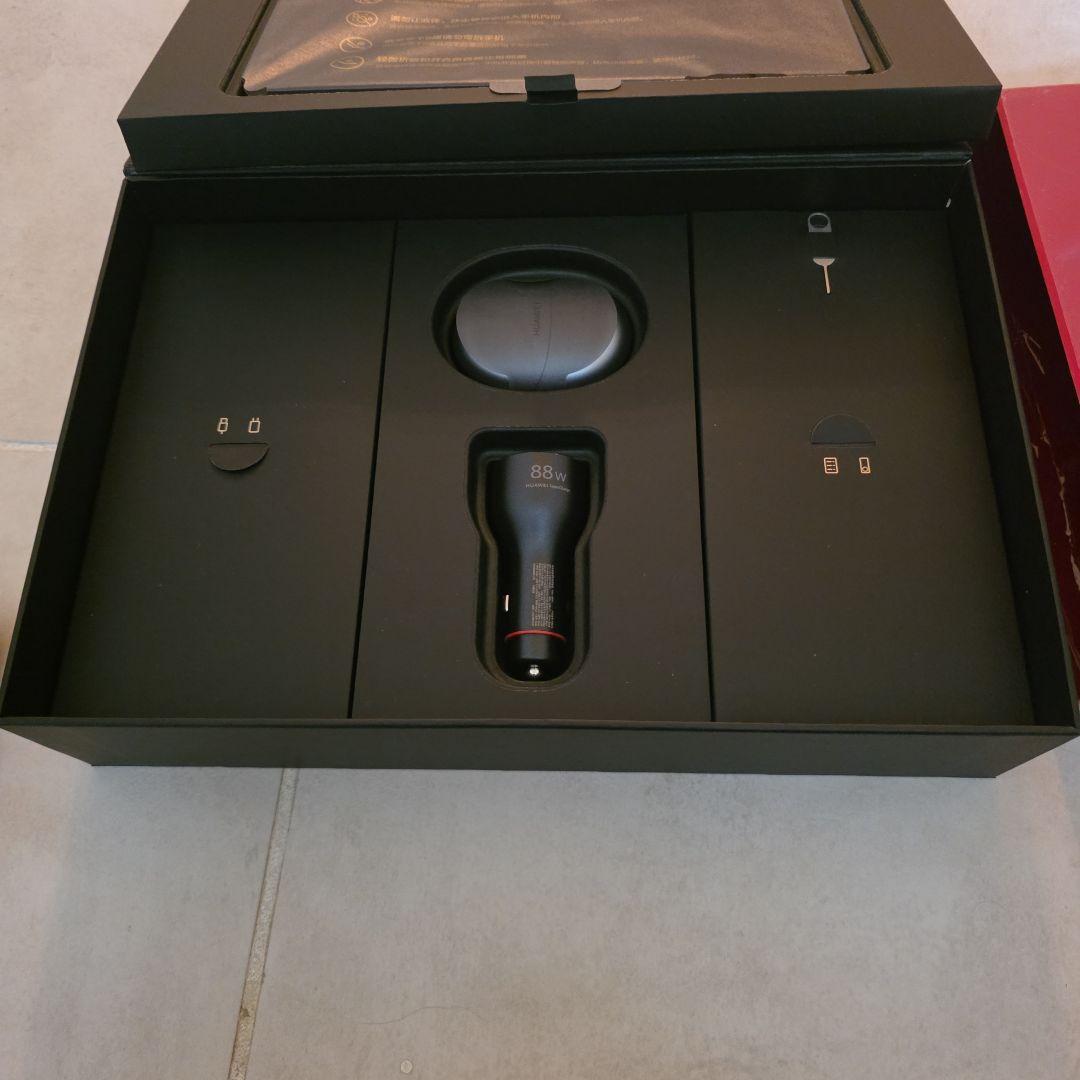 Huawei Mate XT Ultimate 16GB/1TB CN版