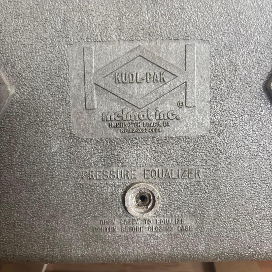 米軍　MELMAT ハードケース バッテリーボックス　送料無料　①