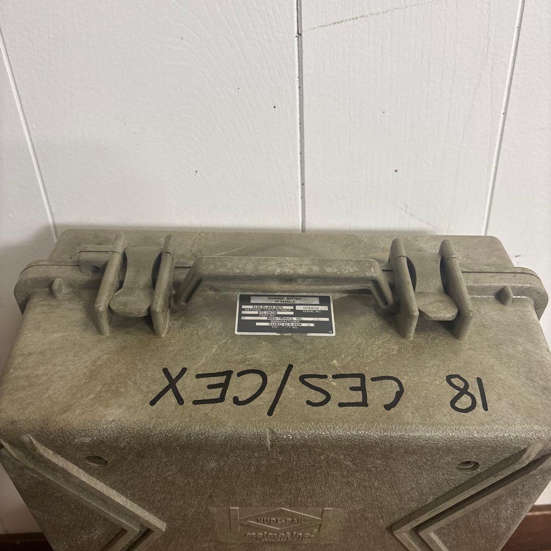 米軍　MELMAT ハードケース バッテリーボックス　送料無料　①