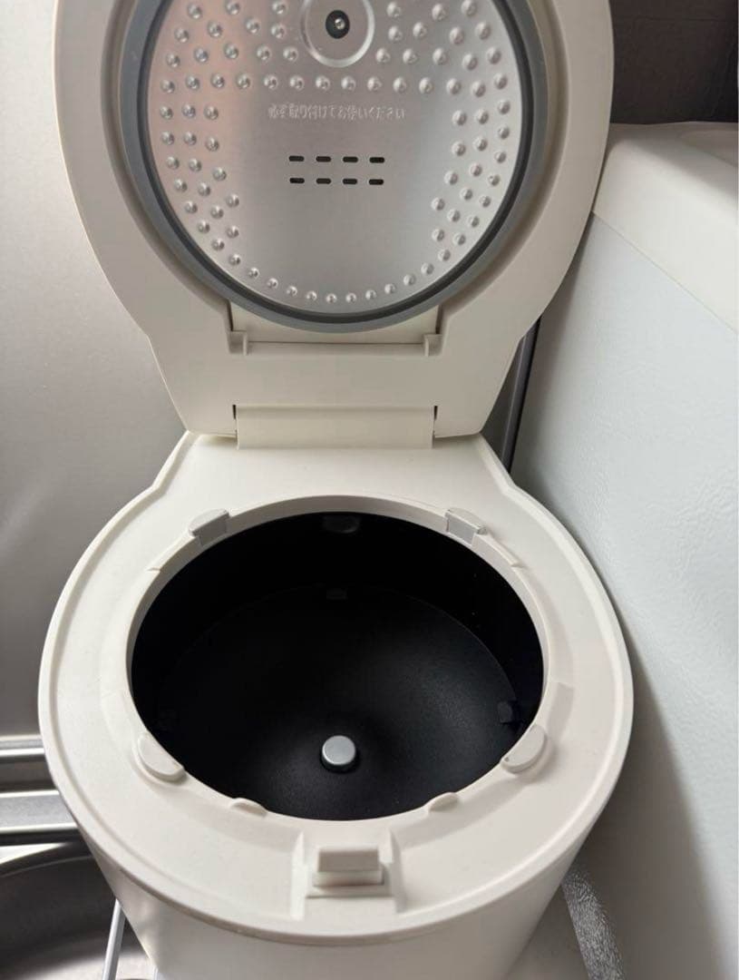 IRIS OHYAMA 炊飯器