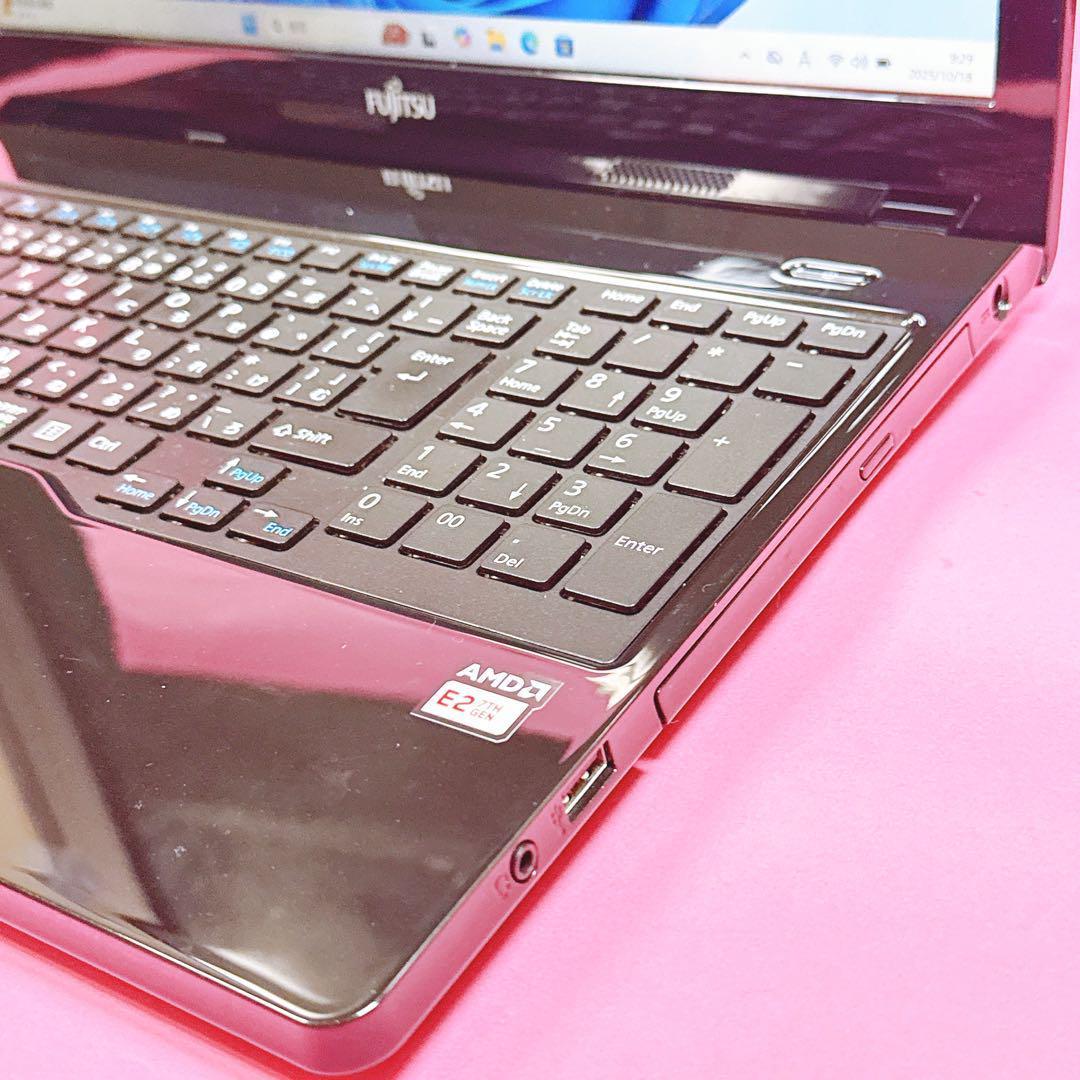 新品爆速SSD⭐️windows11 Office 薄型ノートパソコン カメラ付