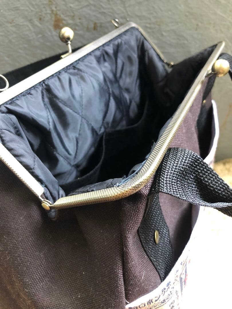 大容量マチたっぷりボストン風がま口バッグ・ハンドメイド和柄看板猫あおりがま口