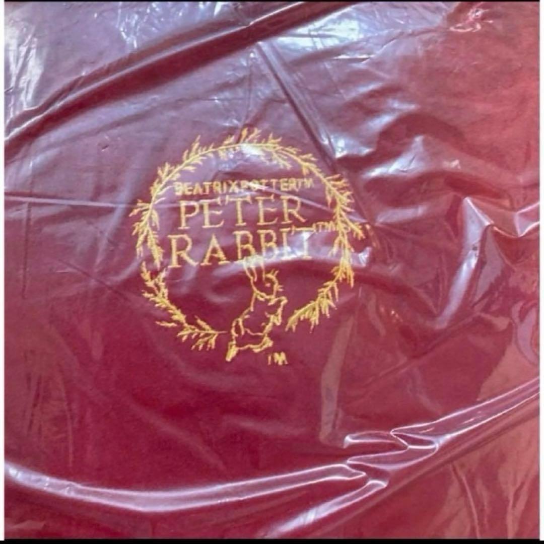 ピーターラビットオリジナルクッション2個&ブランケット兼あったかマント2点