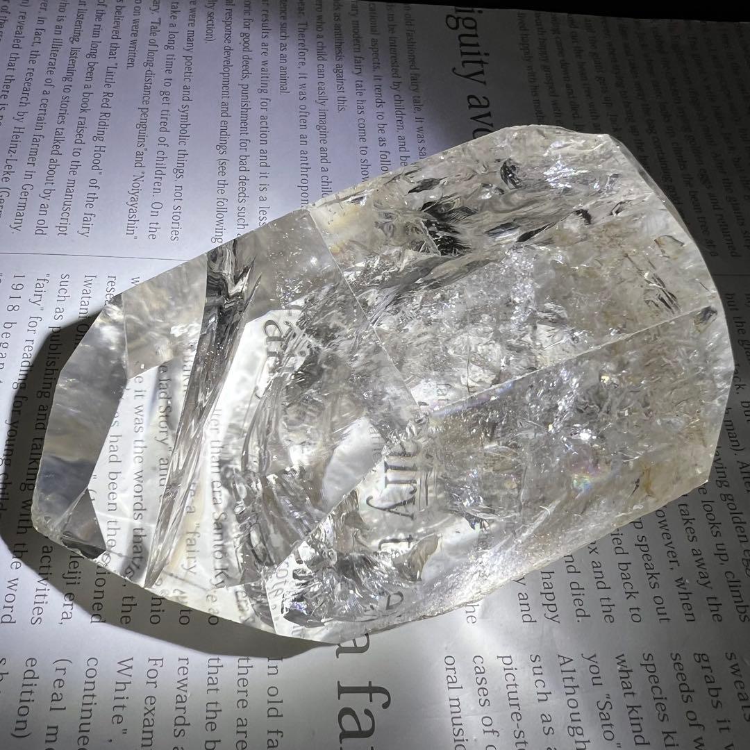 ✳✨激凄超逸品✨極上の高透明度✨超高品質 レインボー 水晶 六角柱 天然石 原石