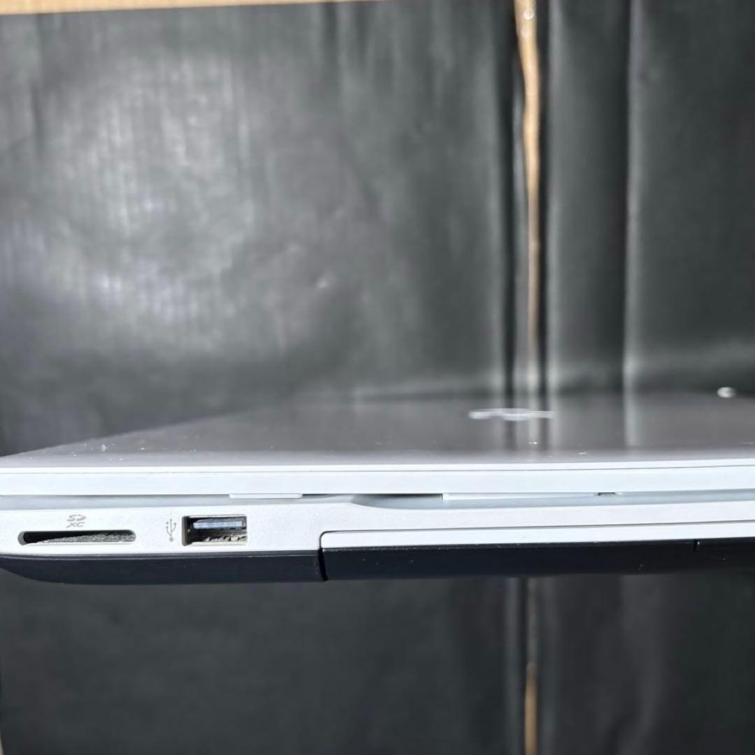 FujitsuノートPC FMVA42YW LIFEBOOKシリーズ ジャンク⭐︎