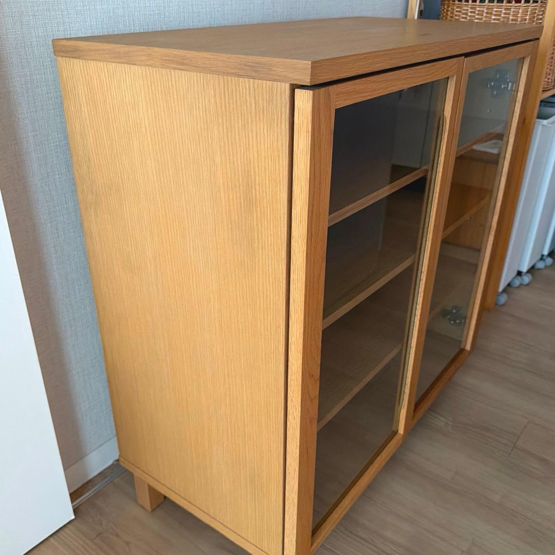 無印良品 木製キャビネット ガラス扉 脚付き　オーク突板　説明書あり