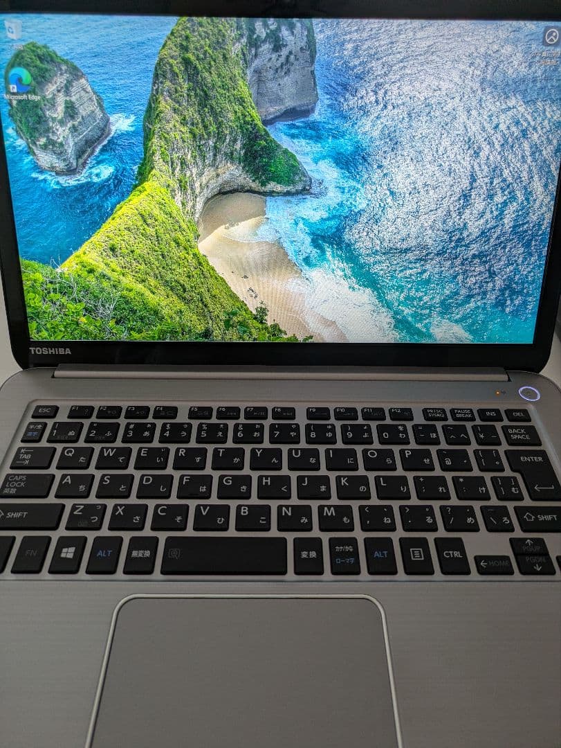 Windowsノート本体 dynabook KIRA V63